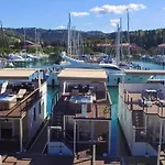 Miramare Romantic Escape With Privat Jacuzzi - One Of The Best-Rated Floating Houses Vikendica