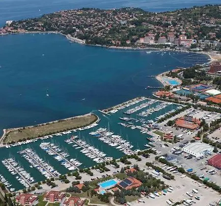 Miramare Romantic Experience With Privat Jacuzzi - Floating House * Portoroz