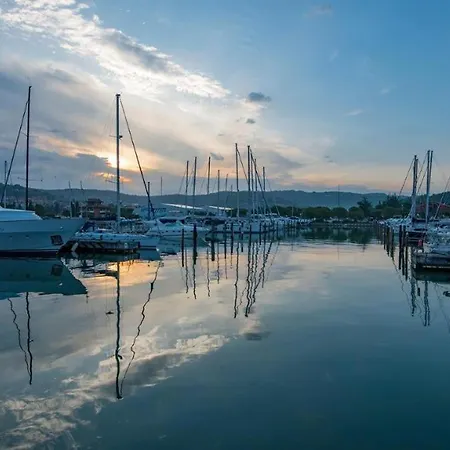 Floating Sea House Miramare