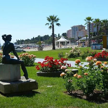 Semesterbostad Floating Sea House Miramare Portorož
