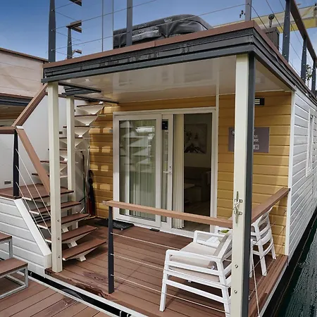 Miramare Romantic Experience With Privat Jacuzzi - Floating House