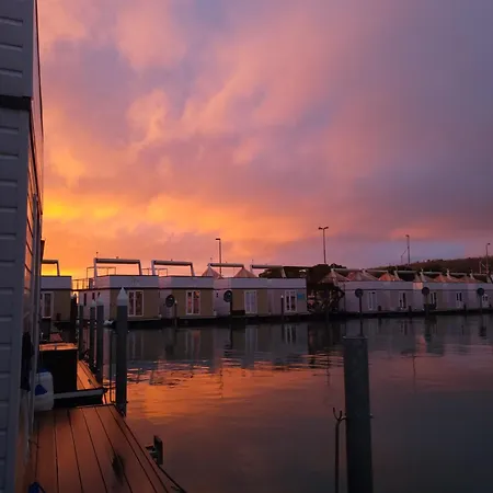 Miramare Romantic Experience With Privat Jacuzzi - Floating House Portoroz