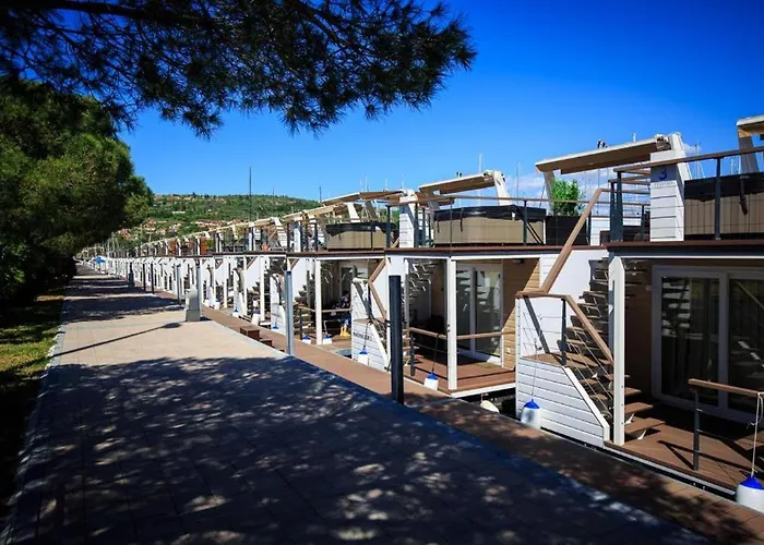 Floating Sea House Miramare Σπίτι διακοπών *