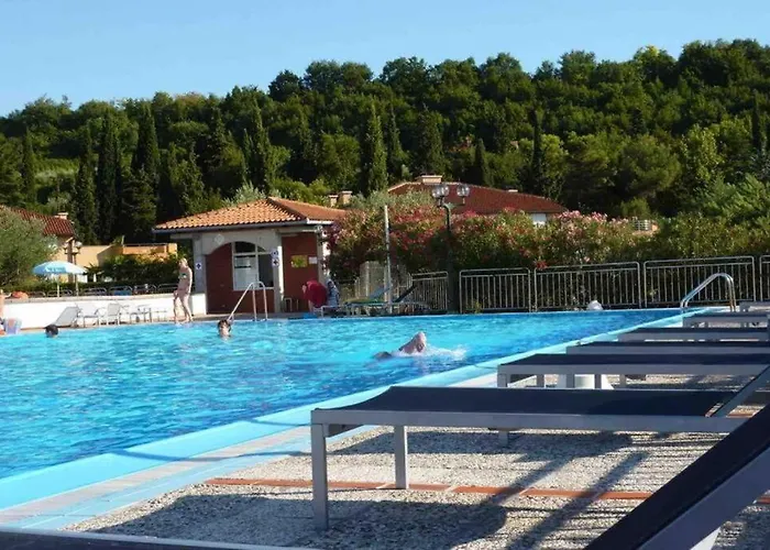 بيت للعطل Floating Sea House Miramare