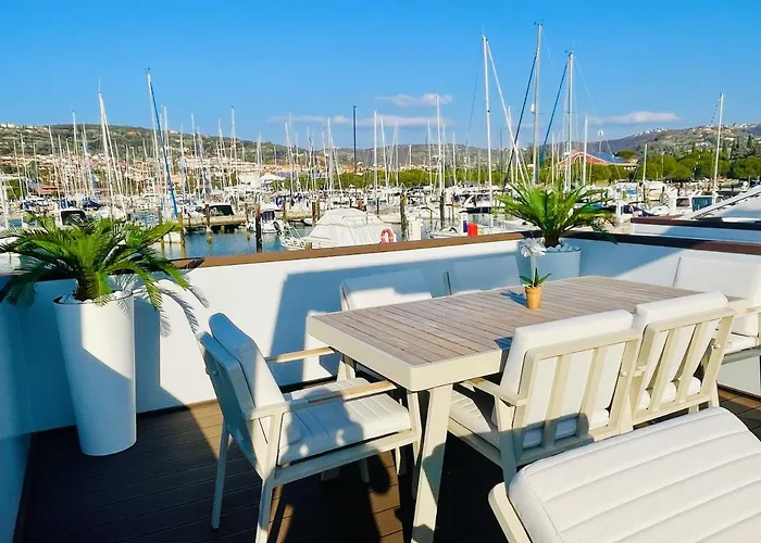 Σπίτι διακοπών Floating Sea House Miramare Πορτορόζ