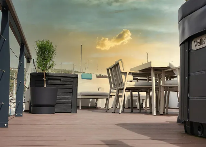 Floating Sea House Miramare Σπίτι διακοπών Πορτορόζ